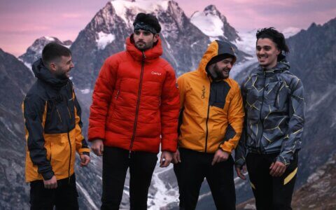 What does technical outdoor clothing manufacturers produce? 1 What does technical outdoor clothing apparel manufacturers produce?