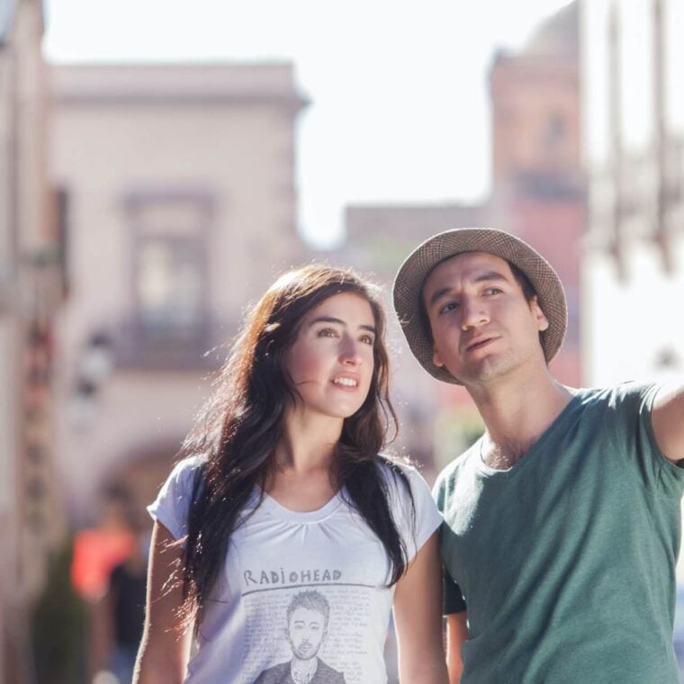 What manufacturing process that t shirt manufacturers do to make luxury high end designer t-shirts? | 10 Step guide - Synerg