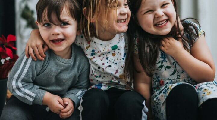 Top 10 International children's clothing brands manufactured in India vs Top 10 Children's baby clothing kidswear brands name lists made in India.