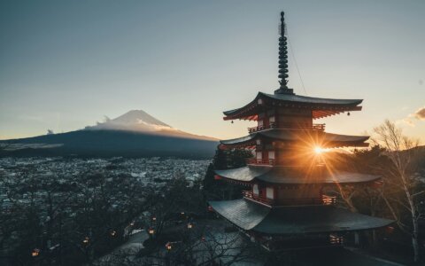 Top 10 Clothing Brands Cheaper in Japan Than the Rest of the World — When and Where to Buy Them 1 Top 10 Clothing Brands that are cheaper in Japan Than the rest of the world — When and where to buy them - Synerg