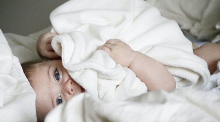 Are Cotton Knitted Fleece Blankets Safe for Babies? Top 4 Alternatives manufactured by cotton knitted fleece hooded blanket manufacturers