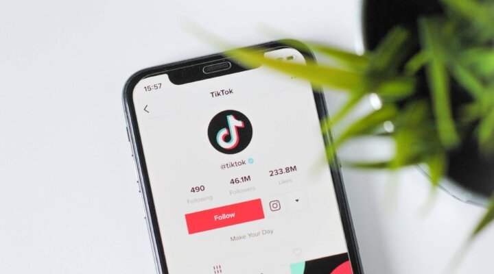 TikTok Made Me Buy It: How Viral Trends Are Shaping Clothing Manufacturing Demands for speed, customization, and sustainability.