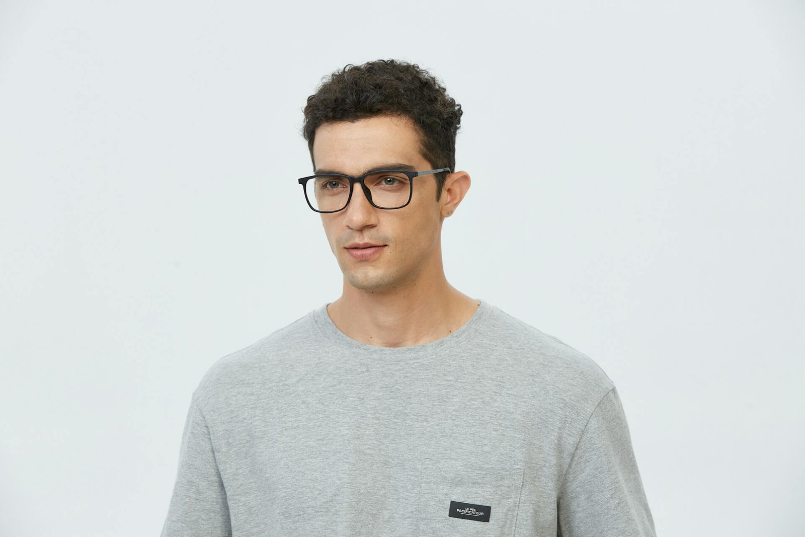 Warum deutsche Modemarken T-Shirt Hersteller Indien, Hoodie Hersteller Indien & Herrenbekleidung Hersteller Indien wählen sollten.