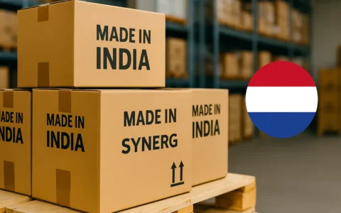 A warehouse distribution center of clothing manufacturers in India for Dutch fashion brands and retailers – kledingfabrikanten India for private label t-shirts, custom hoodies, and children’s wear.
